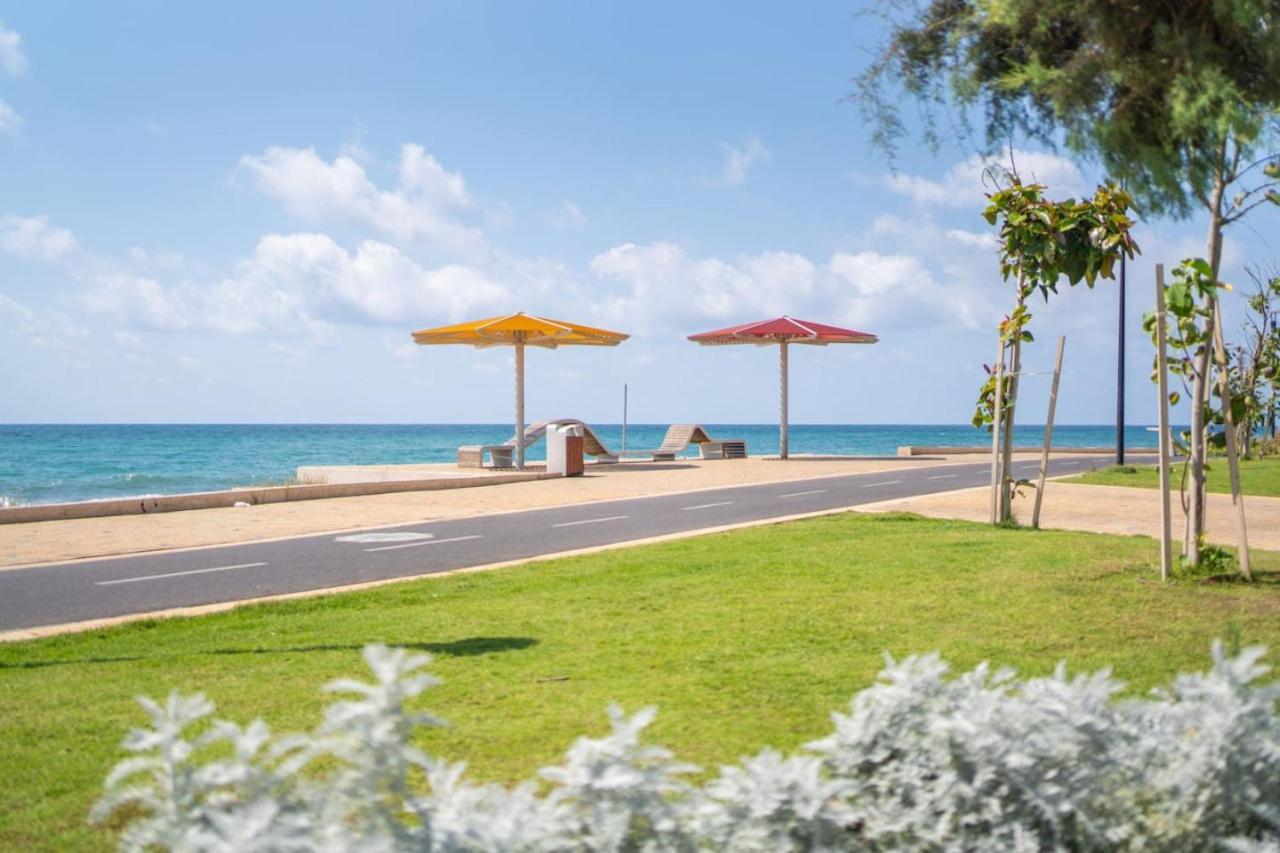 Tranquil Stay Near The Beach By Sea N' Rent Nahariya Exteriör bild